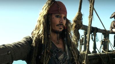A Disneyland Guest Gave His Peg Leg To Jack Sparrow, And The Reaction Is Priceless
