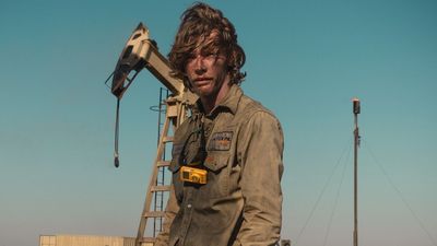 ‘It’s Slick’: The Landman Cast Told Me What The Oil They Get Covered In Actually Is (And How Long It Takes To Wash Off)