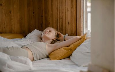 Best non-melatonin sleep powders for natural rest: top picks