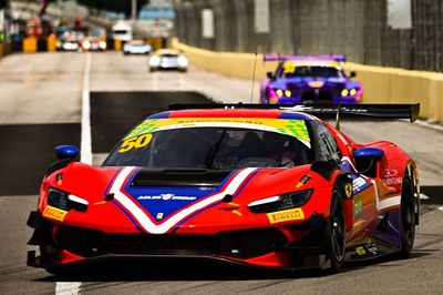 Macau GT World Cup: Antonio Fuoco dominates qualifying race for Ferrari