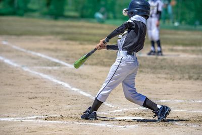 7 Hidden Costs of Enrolling Your Kid in Travel Sports