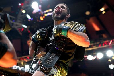 UFC 322 live: Result and reaction as Islam Makhachev steamrolls Jack Della Maddalena to win second title