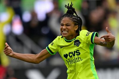 Spirit top Thorns to reach NWSL final as Rodman return adds off-field intrigue