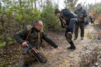Zelenskyy says Ukraine is working on prisoner exchange with Russia