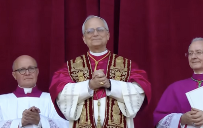 Pope Leo XIV Meets Hollywood Stars at Vatican Film Summit; Reveals His Favourite Films