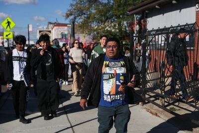 Immigration crackdown inspires uniquely Chicago pushback that's now a model for other cities