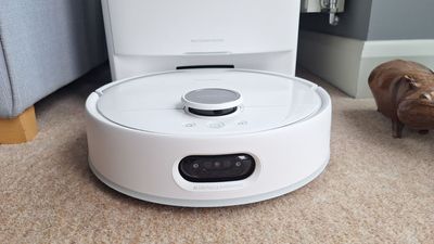 This robot vacuum delivers impressive mopping, but there are some quirks to know about before you buy