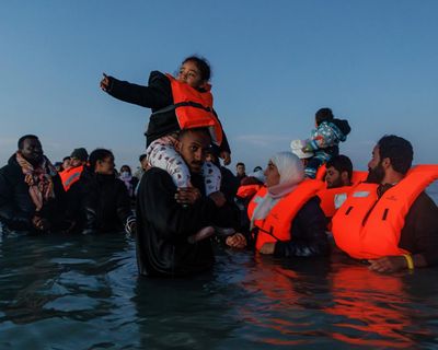 What changes to the UK asylum system is Labour proposing?