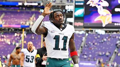 A.J. Brown Met With Eagles Owner Jeffrey Lurie Amid WR's Public Complaints