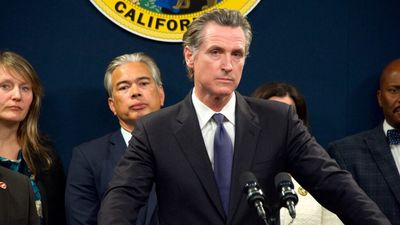 Gavin Newsom Says Trump's 'Reckless' Energy Agenda Letting America Slip Behind China—California Hits 17,000 MW Battery Storage