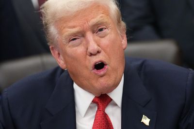 Ex-BBC chief Tony Hall urges corporation not to pay money to Donald Trump