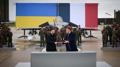 France's Macron and Ukraine's Zelensky pave way for jets and air defence deal