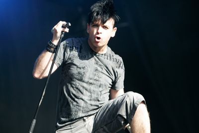 Gary Numan comforted on stage after telling fans he had received ‘worst news ever’