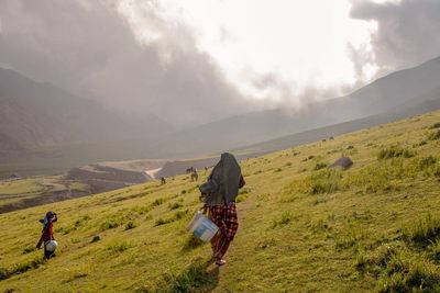 Born in the forest: the women giving birth alone in the Kashmiri mountains
