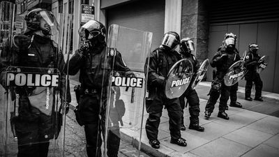 81 Arrested in One Day: US Immigration Crackdown in Charlotte Causes Outrage