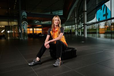 F1 world champion’s daughter, 14, signs for McLaren