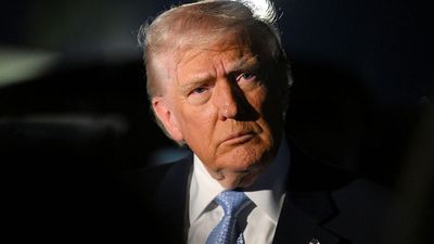 Trump orders investigation into Bill Clinton’s ties to Jeffrey Epstein. Clinton’s response is not what anyone expected