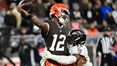 Ex-NFL QB Defends Browns’ Kevin Stefanski Over Surprising Shedeur Sanders Admission