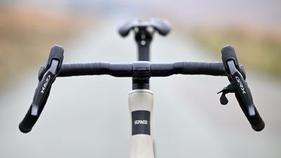 ENVE G Series Gravel In-Route Handlebars review - wide, lovely and pricey