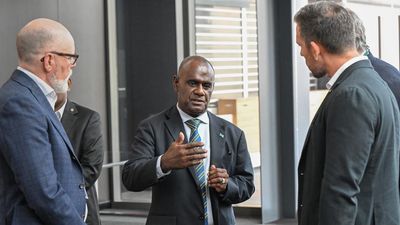 Pacific leader seeks investment, Australia eyes defence