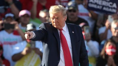 Trump Announces 'FIFA Pass' to Fast-Track U.S. Visas for 2026 World Cup Travelers