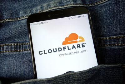 Cloudflare Stumbled — And Tech Stocks Extend The Selloff