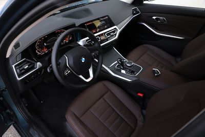 6 Warning Signs Your BMW Transmission Is About to Fail