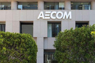 AECOM Doubles Down On Advisory And AI, Eyes Possible Construction Exit