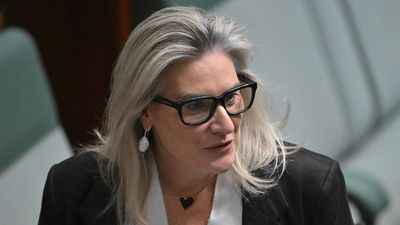 Liberal infighting spirals ahead of migration fight