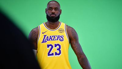 NBA Insider Gives Updated Insight On Possible LeBron James Tuesday Debut