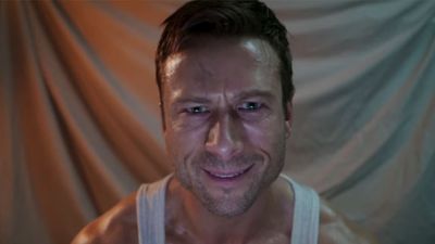 After Loving Glen Powell In The Running Man, There's Another '80s Action Franchise Reboot He Could Be Perfect For