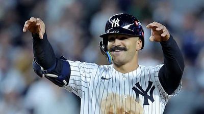 Yankees, Cubs Among Four Teams to Bring Back Players on Qualifying Offers