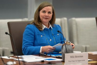 Federal Reserve releases new guidance for bank oversight in move praised by industry