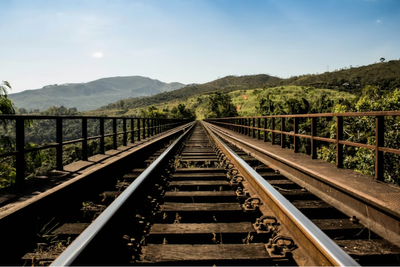 Oxford–Cambridge Rail Push Could Send Rents Over £2,100 — and Put 37 Homes on the Chopping Block for £7B Line