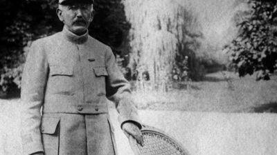 France promotes Jewish army captain Dreyfus 130 years after treason scandal