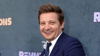 Filmmaker who accused Jeremy Renner of sexual harrasment says they found a ‘peaceful resolution,’ but his lawyer leaves her entire story in ruins