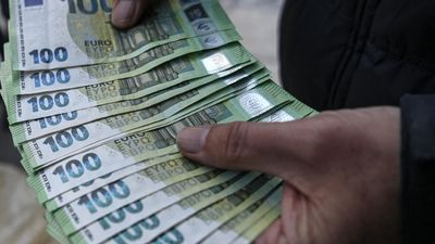 Income gap in France grows as richest households pull further ahead