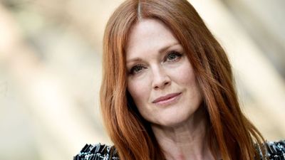 Goodbye Cluttered Cabinets –Julianne Moore's Unique Take on 'Floating Storage' Is The Small Kitchen Organization Hack I Didn't Know I Needed