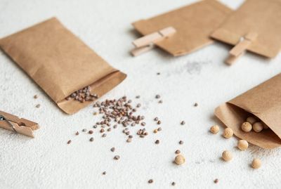 11 Seeds to Store in Paper Bags This Fall
