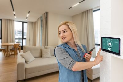 12 Ways to Tell if Your Home Security System Is Spying on You