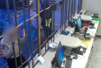 Security guard hits reverse when robber pulls out assault rifle during brazen Vegas casino heist
