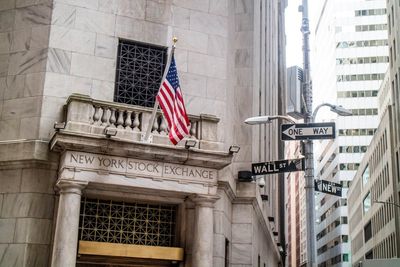 Tech Edges Up Ahead Of Nvidia's Earnings, Bitcoin Sinks Below $90,000: What's Moving Markets Wednesday?