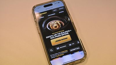 Self-excluded gamblers turn to illegal offshore sites