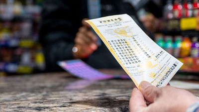 Man changes his lottery strategy and wins $5,000 jackpot then wakes up the next morning to discover something even bigger