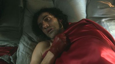 Forget Jonathan Bailey's Slutty Little Glasses, Frankenstein Gave Oscar Isaac Sexy Little Gloves