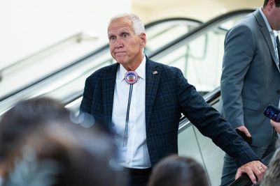 Senate appears polarized as health care subsidy cliff nears - Roll Call