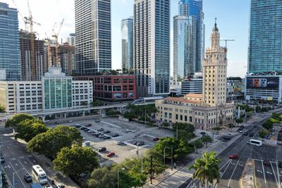 Trump plans on raising $1B to build his presidential library in downtown Miami