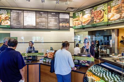Panera's CEO unveiled a comeback plan—and it includes better ingredients like lettuce: 'No one likes iceberg'