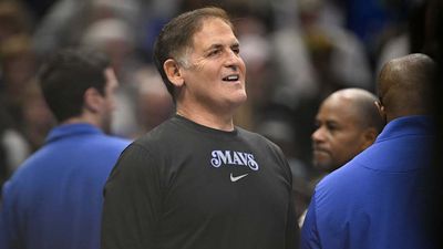 Mark Cuban Says Mavericks Aren’t Looking to Trade Anthony Davis