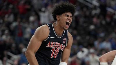 Arizona Men’s Basketball Continues Historic Start to Season With Dramatic Win at UConn